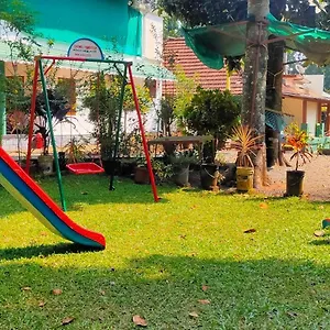 Kuttickattil Gardens , Kottayam Inde